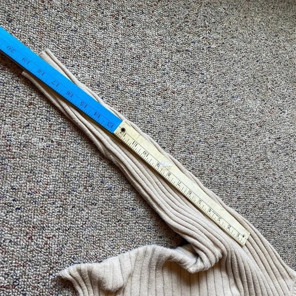 Ardene Supper Soft and Cozy Mock neck Sweater Women Size L - Picture 4 of 5